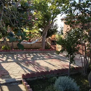 Casa vacanze Jasmine House, Viale Kennedy,, Santa Maria del Focallo